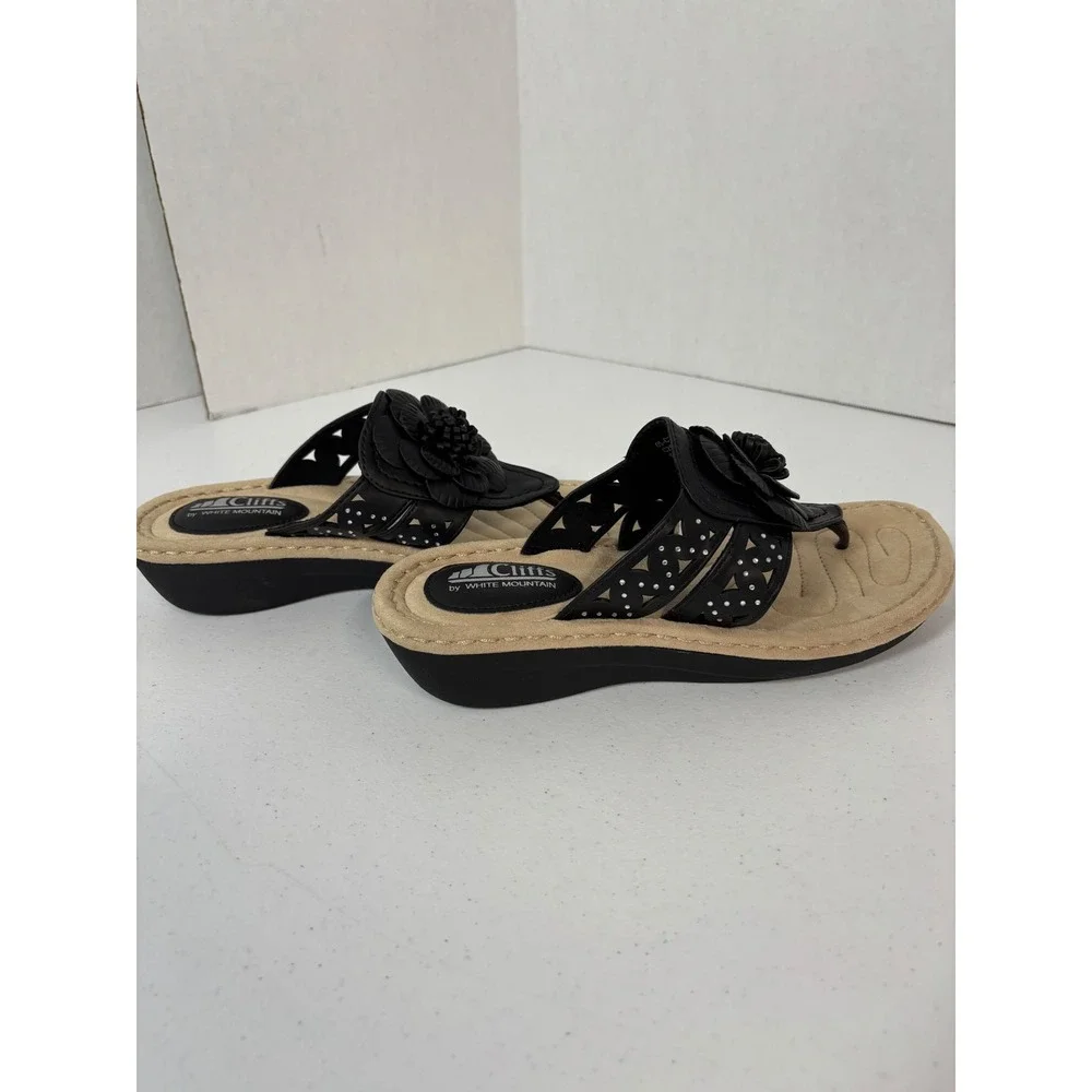 Cliffs by White Mountain Cynthia Black Floral Wedge Thong Sandals Womens 9 M NEW